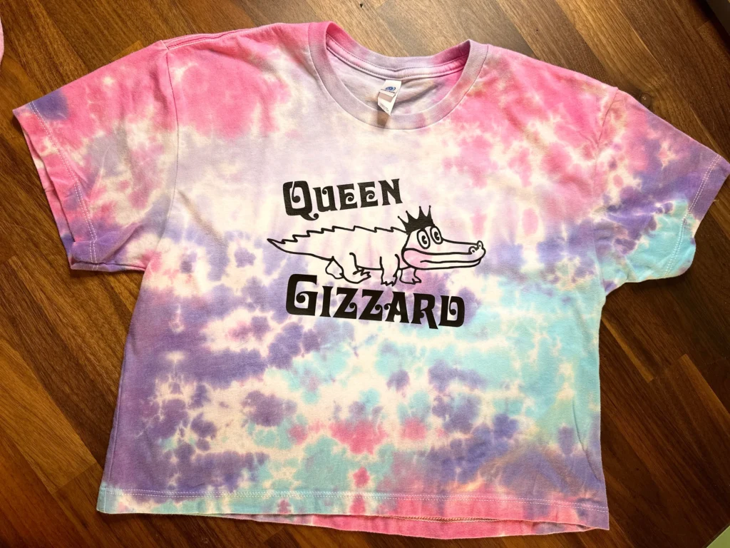 Queen Gizzard Crop Top